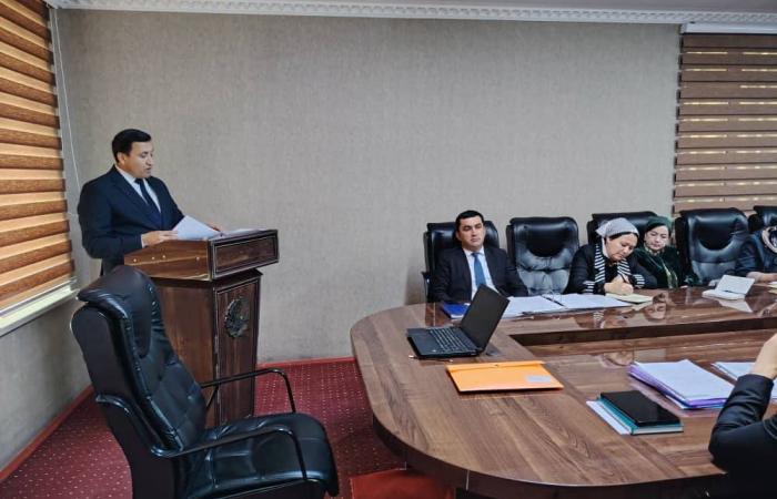 Семинари омӯзишӣ доир ба риояи меъёрҳои забони давлатӣ дар шаҳри Исфара image 2